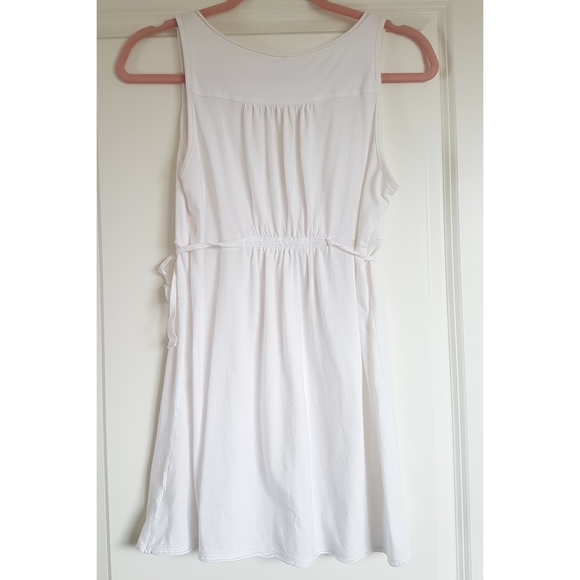 Gap Tank Top with Side Ties - Picture 2 of 4